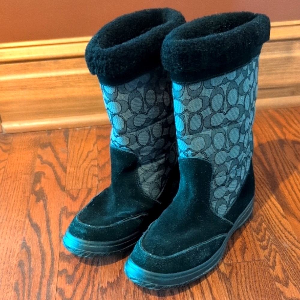COACH - SHERMAN SUEDE SIGNATURE LOGO BLACK SMOKE WOMENS FLAT WINTER BOOTS - Picture 2 of 5